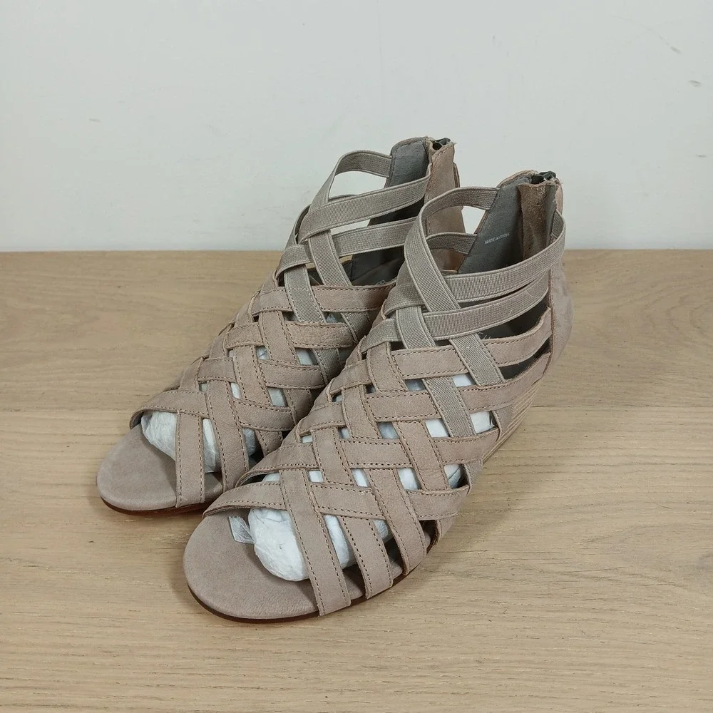 Eileen Fisher Cage Wedge Sandals Womens 5.5 Taupe Suede Woven Strappy Back Zip